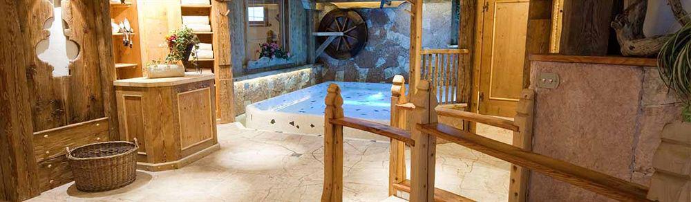 Wellness Hotel Dolomia Soraga Exteriör bild