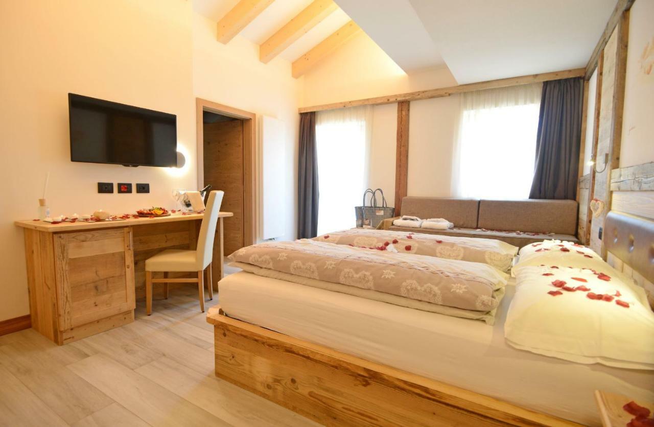 Wellness Hotel Dolomia Soraga Exteriör bild